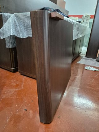 Mesa de reuniones madera y cristal