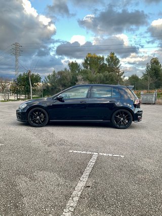 Volkswagen Golf R 2.0 TSI 300cv BMT 4Motion DSG