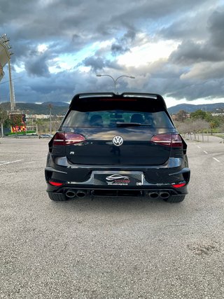 Volkswagen Golf R 2.0 TSI 300cv BMT 4Motion DSG
