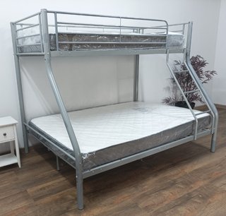 Litera ·Matrimonial, ·Gris· + 2 Colchones. OFERTA!