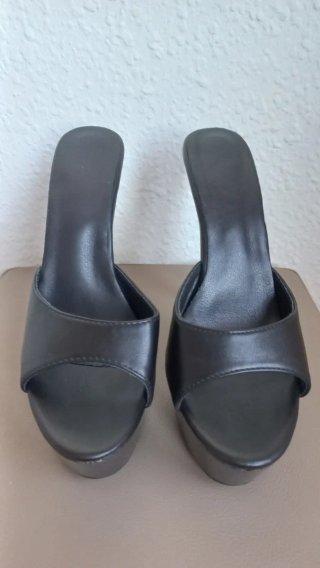 Zapatos de tacón negros talla 39
