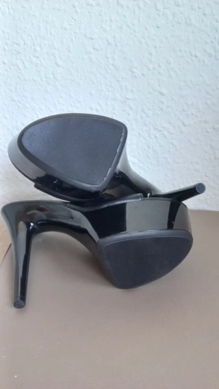 Zapatos de tacón negros talla 39