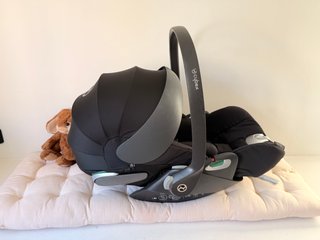 Cybex Priam negro-rose, Capazo + Portabebé