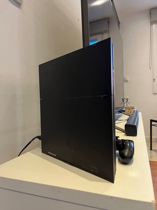 Consola PS4 Negra