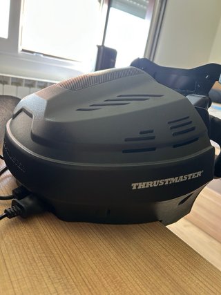 Volante Thrustmaster T300 + Pedalera T3PA