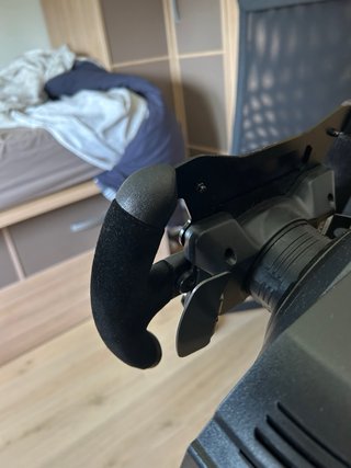 Volante Thrustmaster T300 + Pedalera T3PA