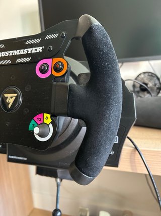 Volante Thrustmaster T300 + Pedalera T3PA