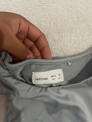 Tops sin mangas Lefties y Bershka  tallas S y M