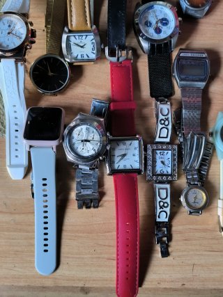 Lotto di 10 Orologi D&C