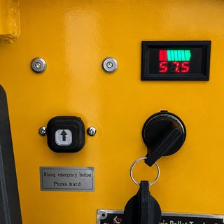 Transpaleta Eléctrica Todoterreno 3000kg