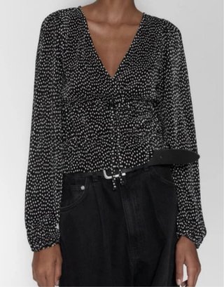 Blusa Zara con etiqueta