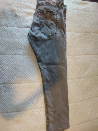Pantalón vaquero Levi's Lot 512 W33 L32