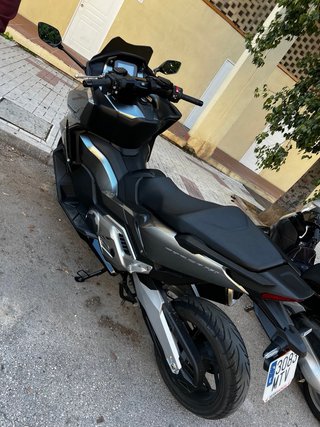 Honda Forza Negra Maxi Scooter