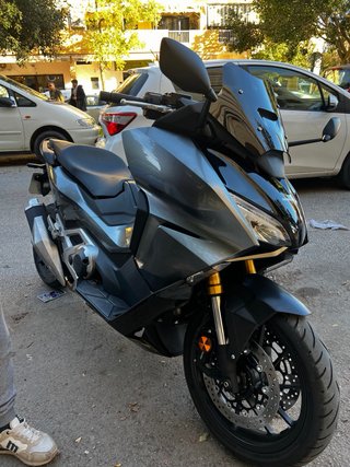 Honda Forza Negra Maxi Scooter