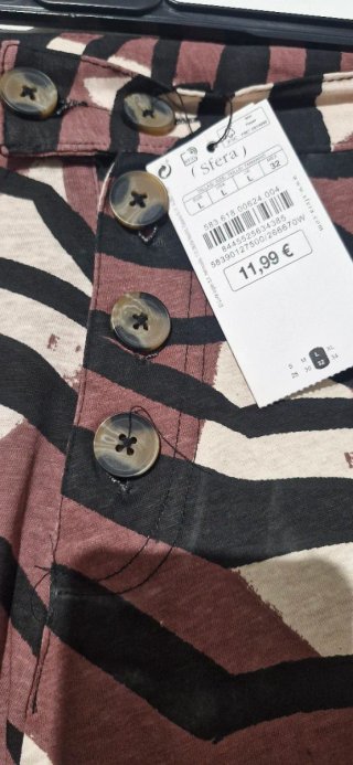 Falda midi estampada talla L