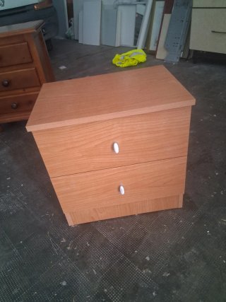 Mesitas de noche de madera y bambú desde 5 a 20€