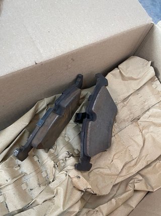 Pinzas de freno delanteras BMW 325ci