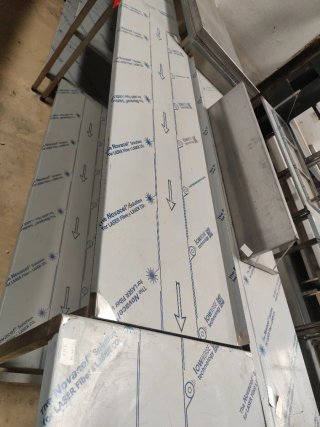 MESA ACERO CON ESTANTE EN SALDO 1.62 MIRAMIPERFIL