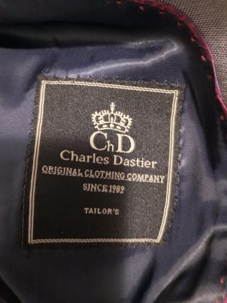 Traje de caballero gris