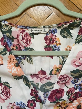 STRADIVARIUS Blusa estampada floral