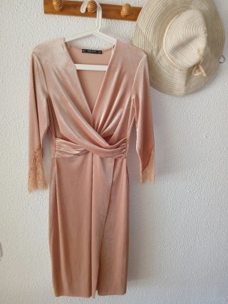 Vestido Zara Rosa terciopelo Talla M