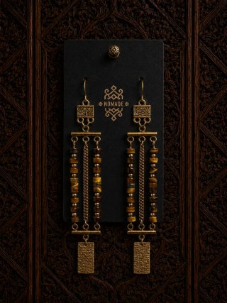 Pendientes largos étnicos dorados