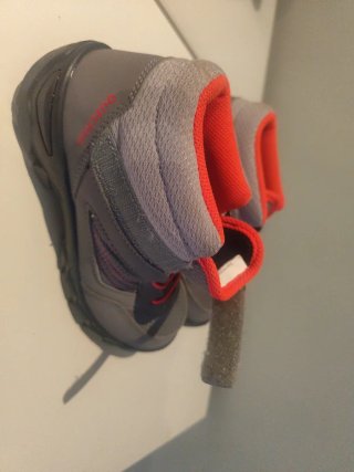Botas Montaña Quechua Talla 28-34