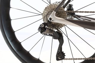 Bicicleta BH G8 Disc Di2 12V t.54 Reacondicionada