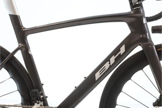 Bicicleta BH G8 Disc Di2 12V t.54 Reacondicionada