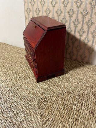 Scrittoio noce per casa delle bambole