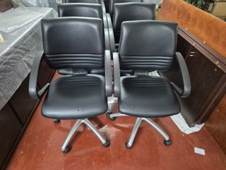 Sillas de oficina negras (8 unidades)