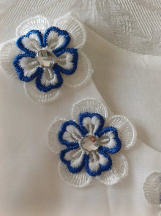 Abito bambina bianco con fiori blu e cerchietto