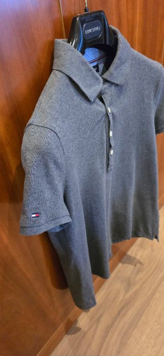 Polo Tommy Hilfiger Gris Talla L