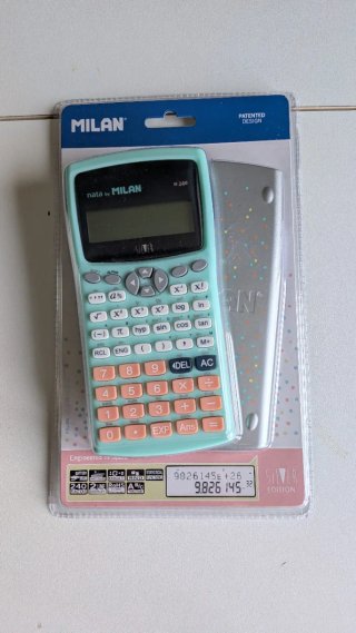 Calculadora Científica MILAN M240 Plata