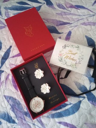Conjunto Reloj y Pendientes Lucky Fox