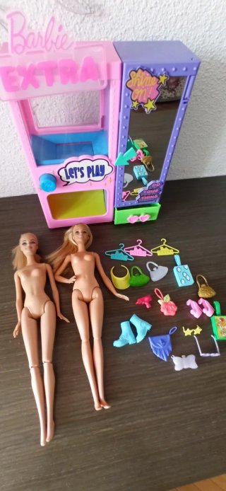 Barbie Doll & Accessories