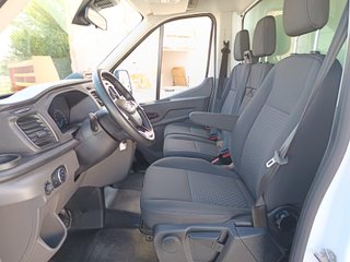 Ford Transit 2.0 CHASIS CAJA CERRADA PAQUETERO 130