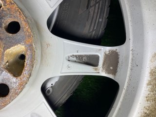 Llantas Nissan Renault 17"
