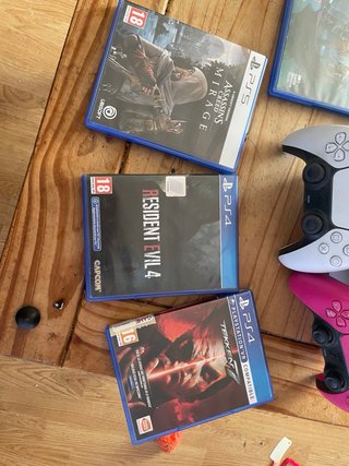 Consola PS5 Slim 1TB Disco + 4 Juegos