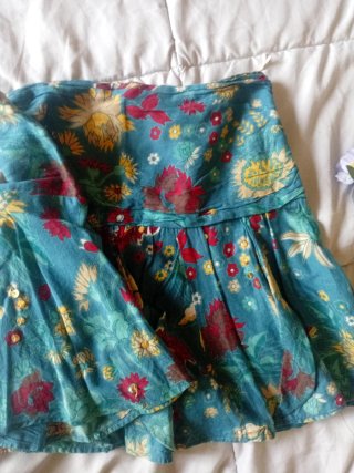 Falda Bershka Talla XS Estampado Floral