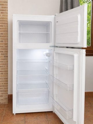 Nevera Qilive blanca 8 meses de uso