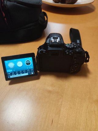 Kit Nikon D5600