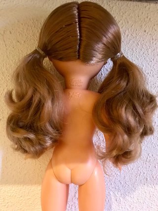 muñeca Nancy colegiala