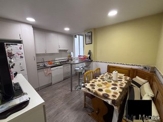 Piso en venta en Peñagrande en Madrid