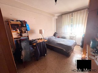 Piso en venta en Peñagrande en Madrid