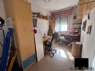 Piso en venta en Peñagrande en Madrid