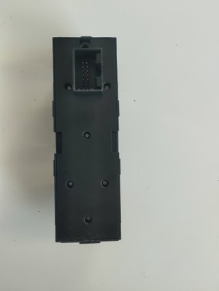 Mando elevalunas NUEVO delantero izq VW golf IV