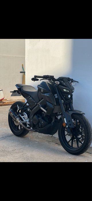 Yamaha MT-125 Negra