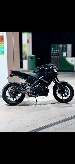 Yamaha MT-125 Negra