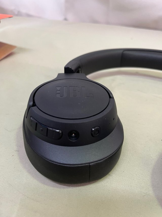 Auriculares Inalámbricos JBL Tune 720 BT